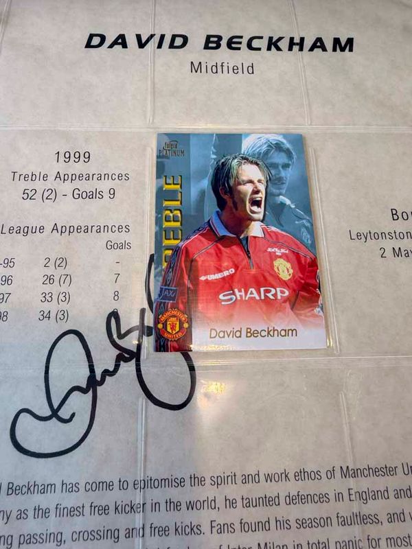 22 Carat Gold Leather Binders pair #64/99 AUTOGRAPHED Werry rare   