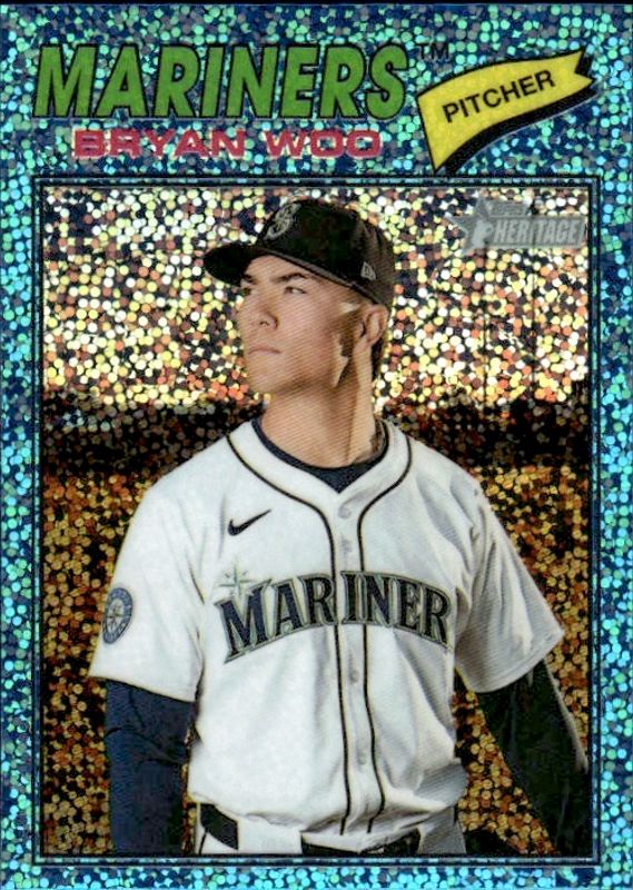 2026 Topps Heritage #99 Bryan Woo Chrome Light Blue Sparkle Refractor