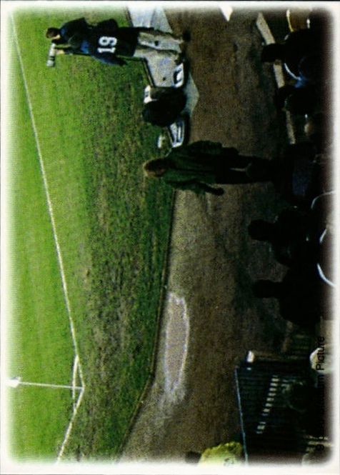 Main Image Futera 1998 LEEDS Fans Selection Player / Stadium ...